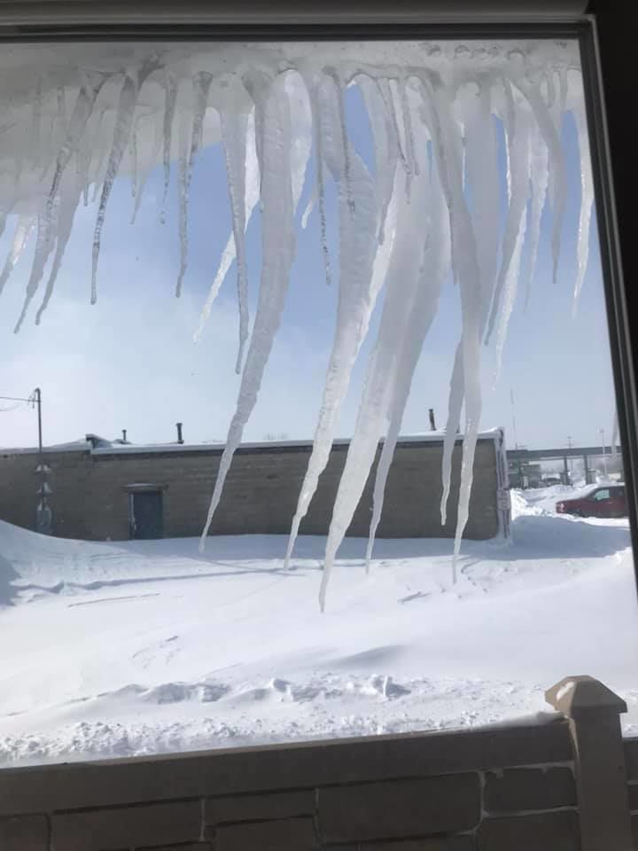 Interesting icicles